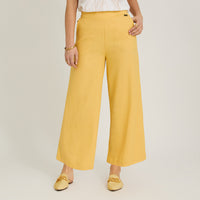 Pantalón Sport Culotte de Lino con Cinturón Mostaza