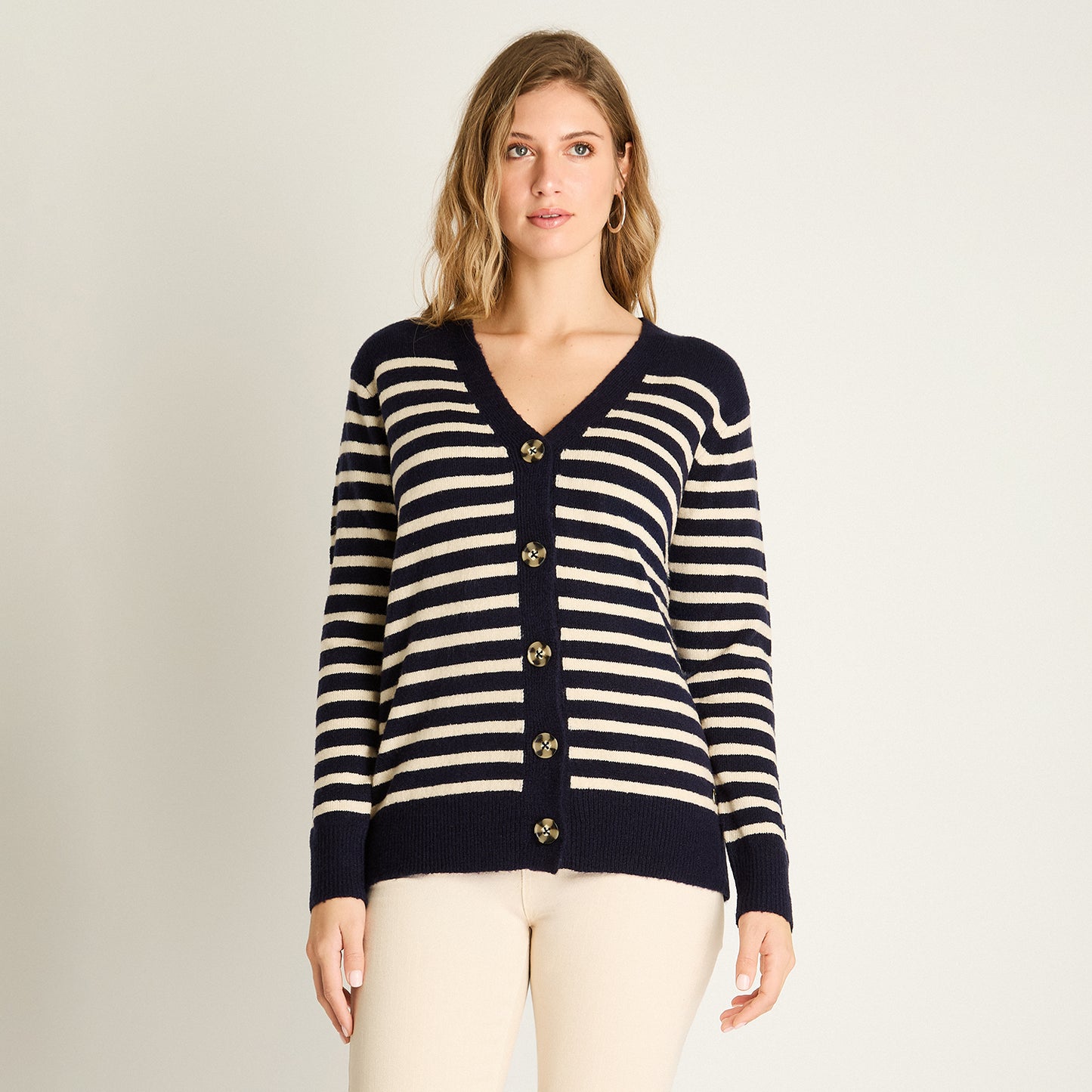 Cardigan Azul Manga Larga Elasticidad Media Sin Forro Calce Holgado