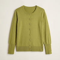 Cardigan Pistacho Cuello Redondo con Botones Frontales y en Manga en plano