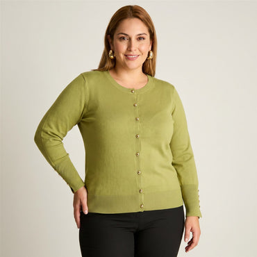 Cardigan Pistacho Cuello Redondo con Botones en modelo plus size