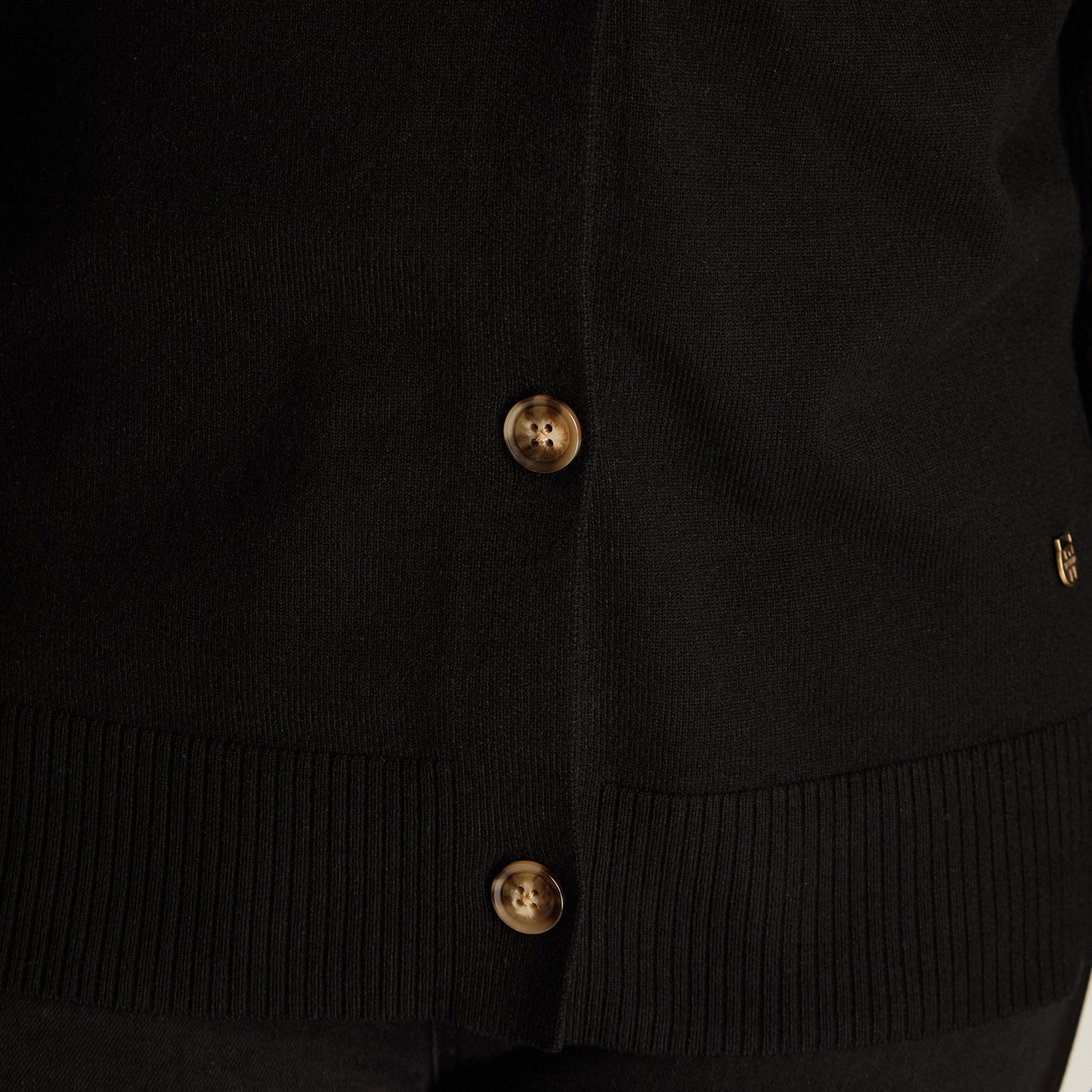 Cardigan Negro Manga Larga Elasticidad Baja Sin Forro Calce Normal Tela Tejido