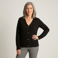 Cardigan Negro Manga Larga en modelo adulta