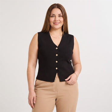 Cárdigan sin Mangas Escote V Negro en modelo plus size
