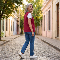 Cárdigan sin Mangas con Botones Diseño Rojo lifestyle