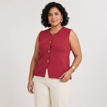 Cárdigan sin Mangas con Botones Diseño Rojo en modelo plus size