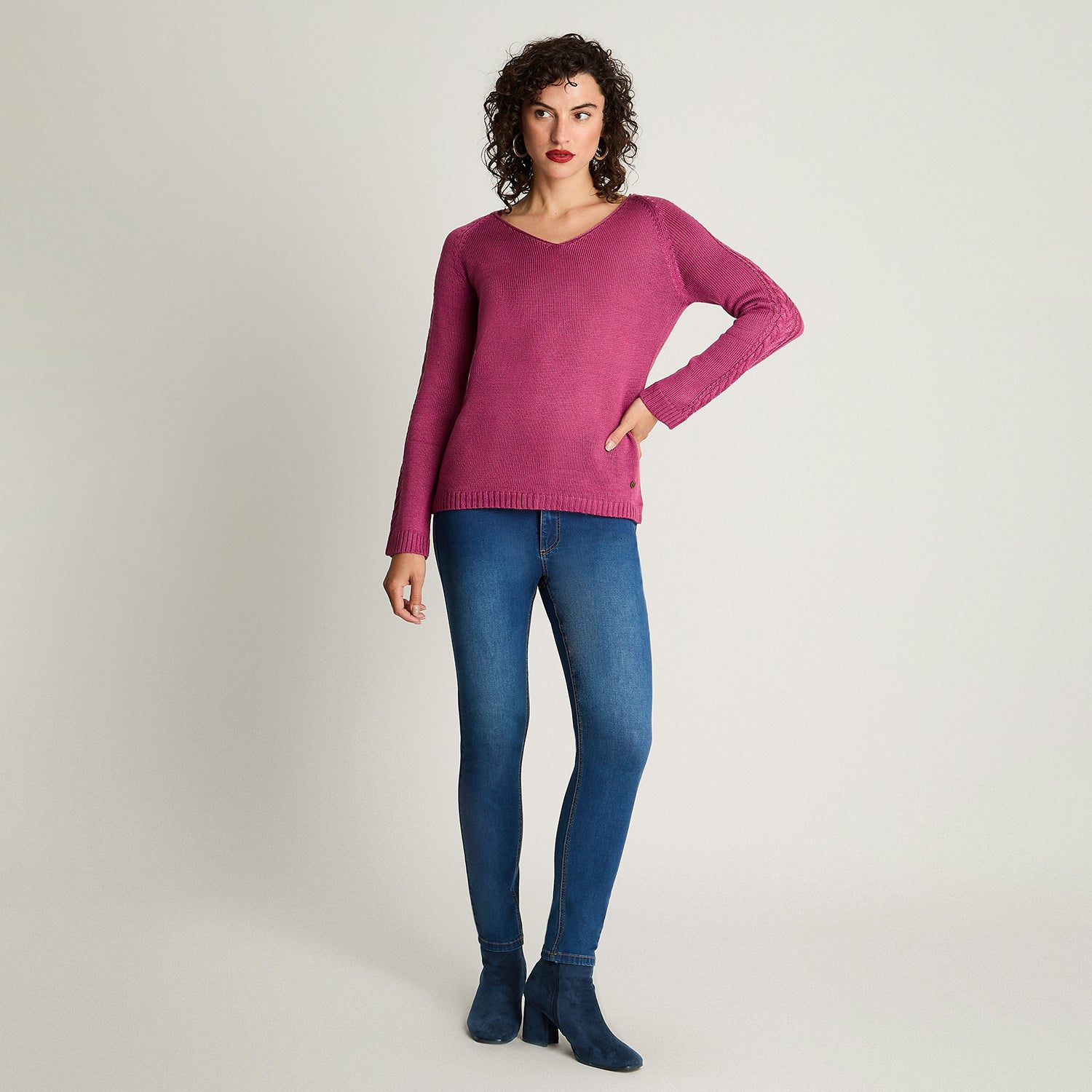 Sweater Escote V Básico Magenta Curvi