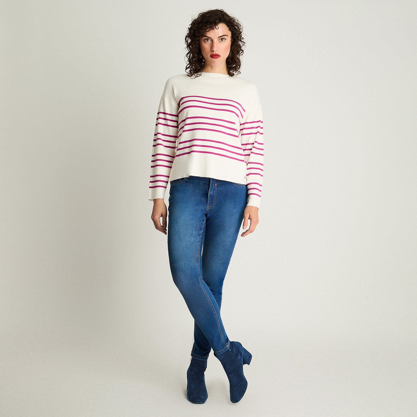 Sweater Cuello Redondo Básico Crudo Curvi