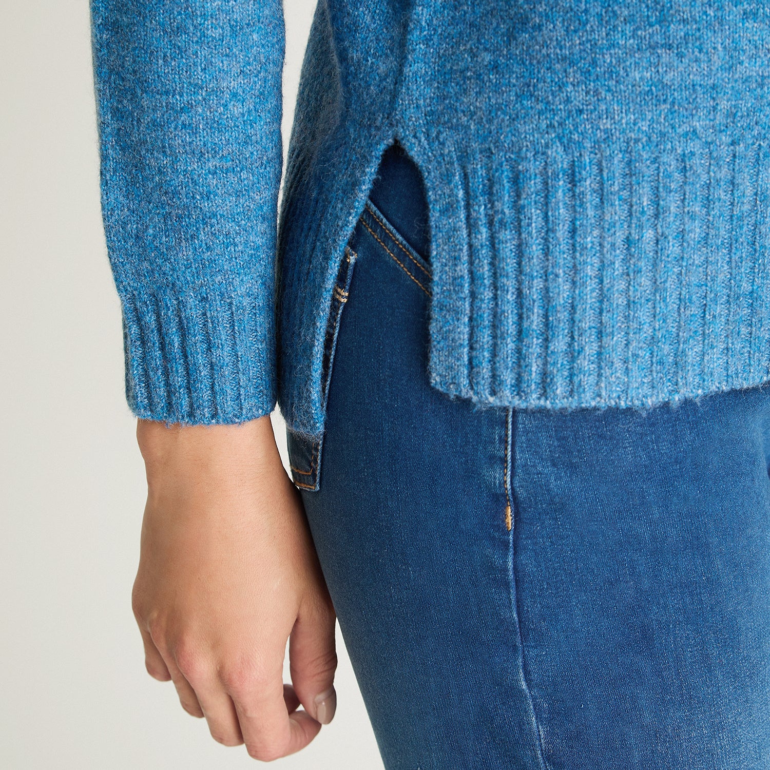 Tejido Manga Larga Cuello Mock Melange Indigo Curvi