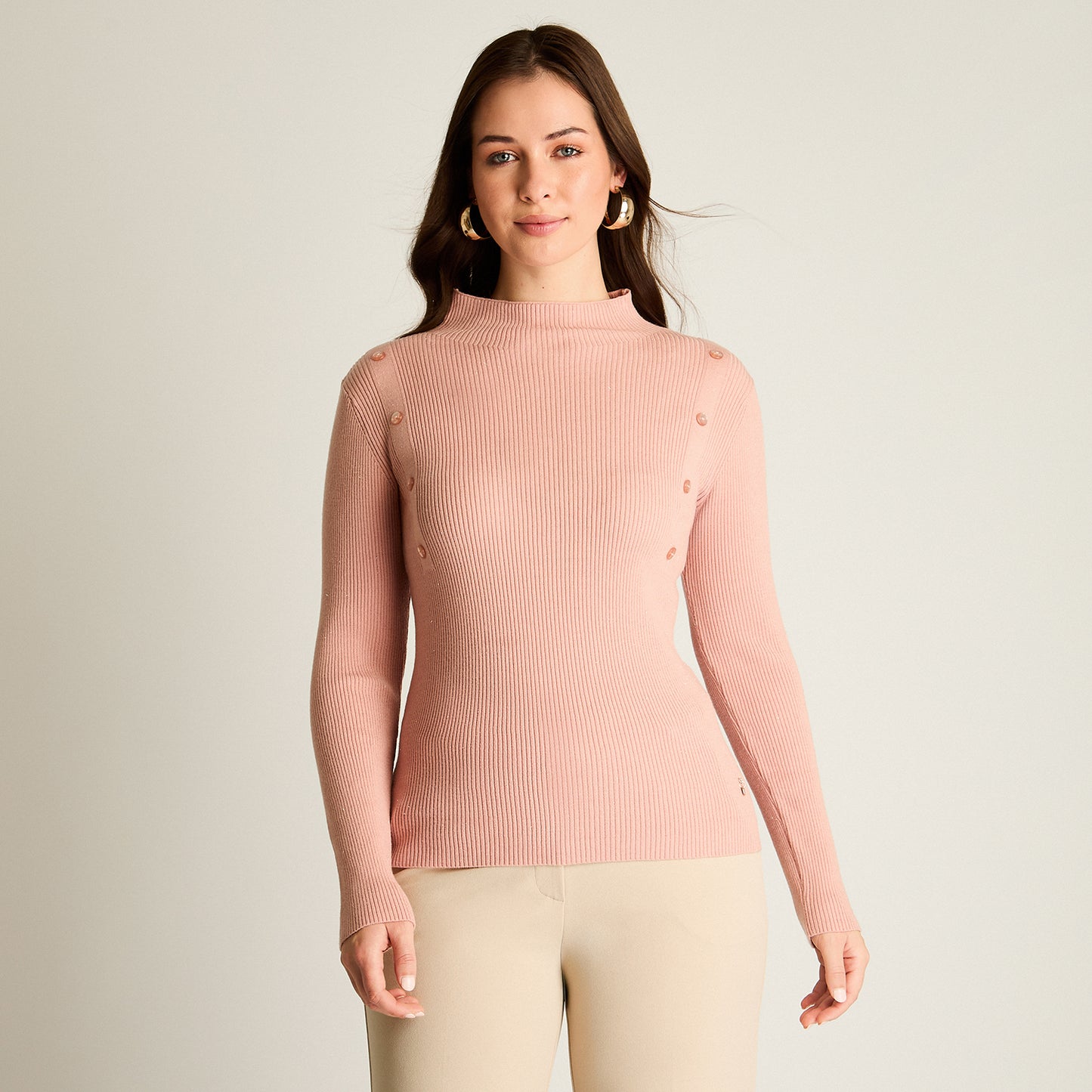 Sweater Rosado con Detalles Decorativos