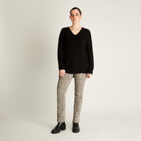 Sweater Negro Manga Larga Baja elasticidad Sin Forro Calce Normal