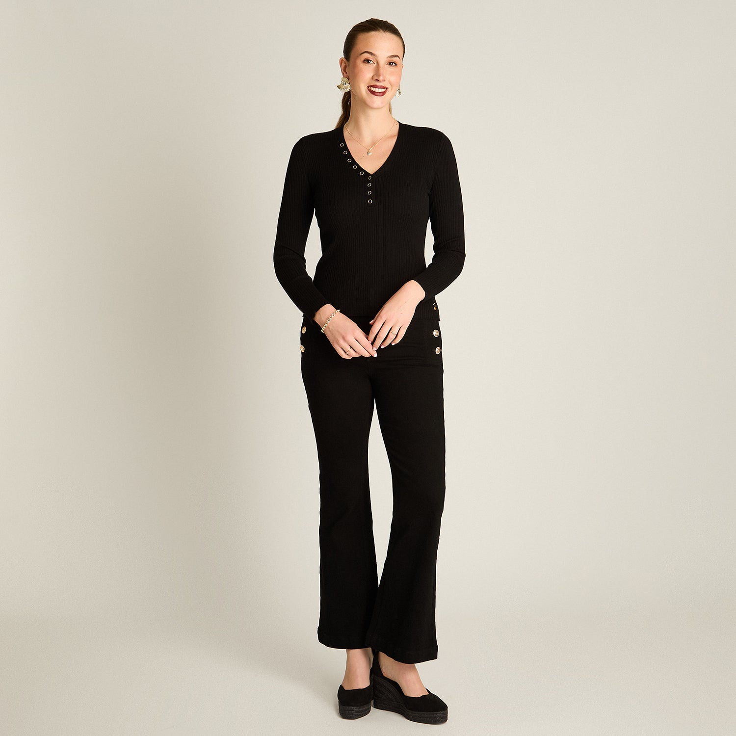 Sweater Negro Manga Larga Elasticidad Media Sin Forro Calce Normal Tela Tejido