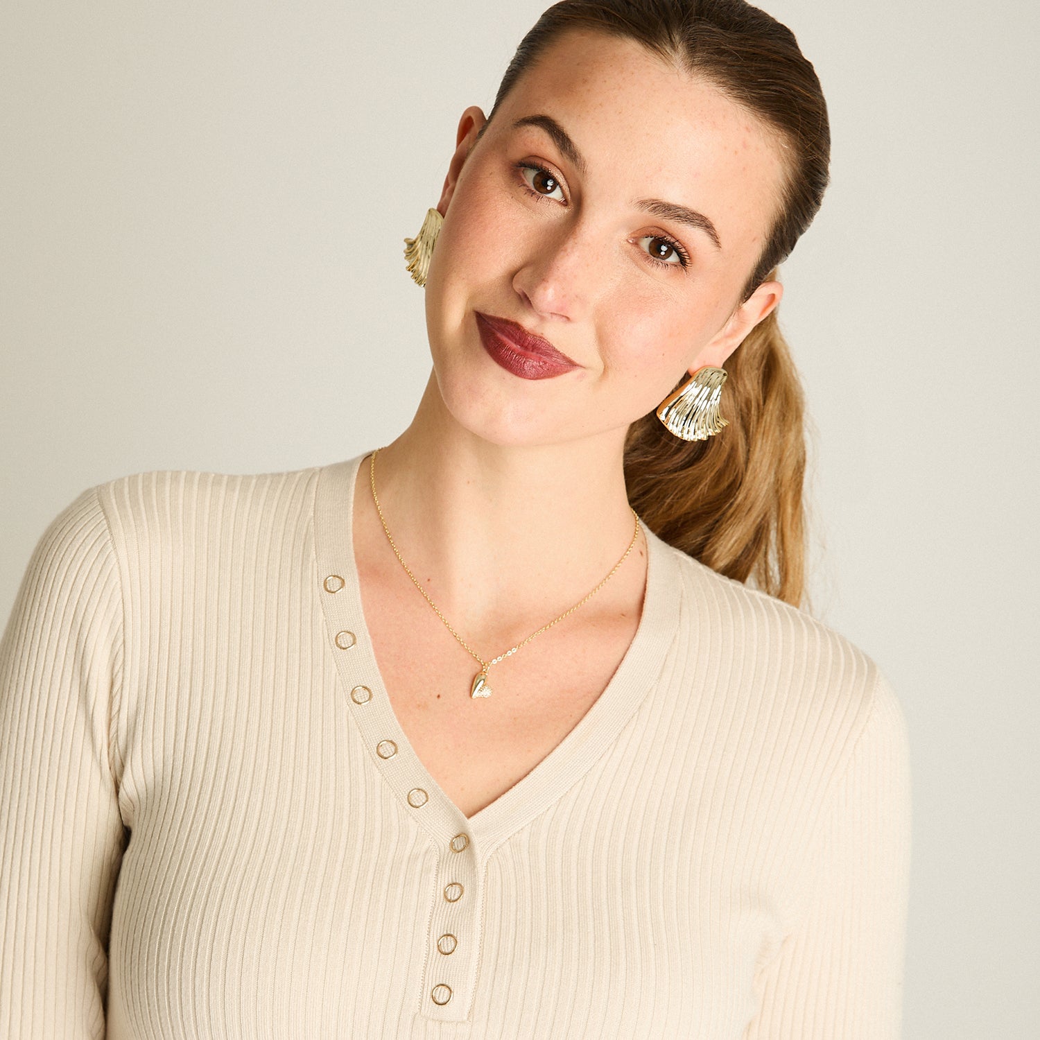 Sweater Arena Manga Larga Elasticidad Media Sin Forro Calce Normal Tela Tejido
