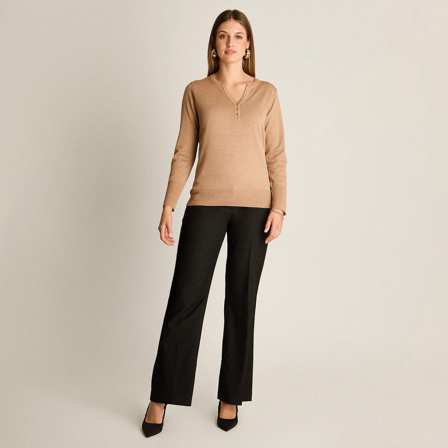 Sweater Camel Manga Larga Elasticidad Media Sin Forro Calce Normal Tela Tejido