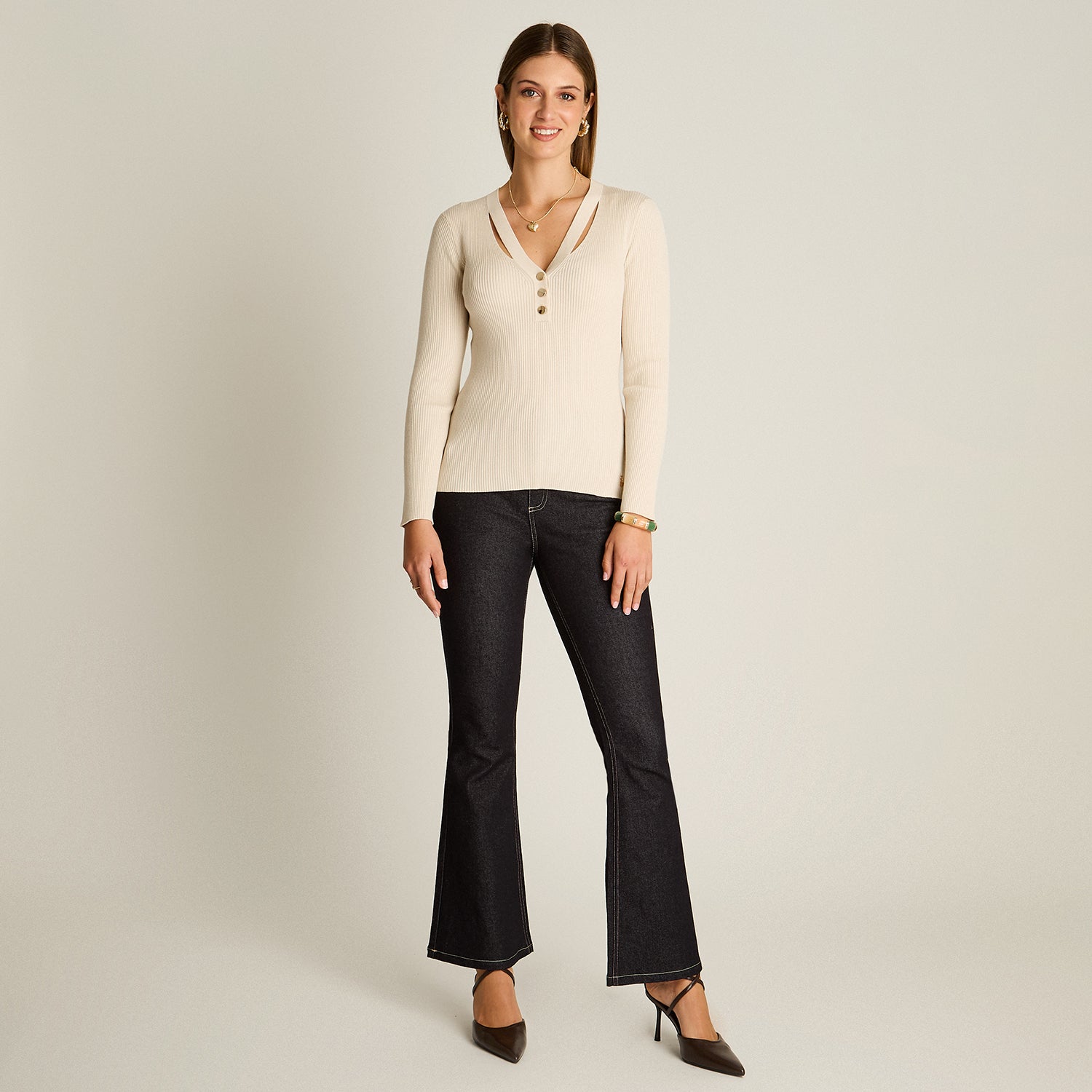 Sweater Arena Manga Larga Elasticidad Media Sin Forro Calce Normal Tela Tejido