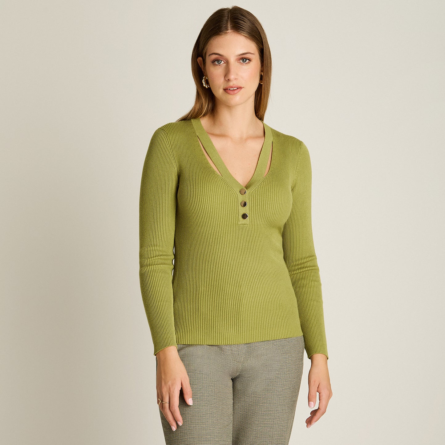 Sweater Pistacho Manga Larga Elasticidad Media Sin Forro Calce Normal Tela Tejido