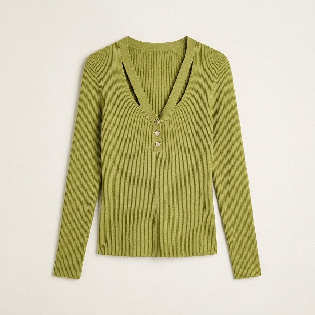 Sweater Pistacho Escote V con Cut Out en plano