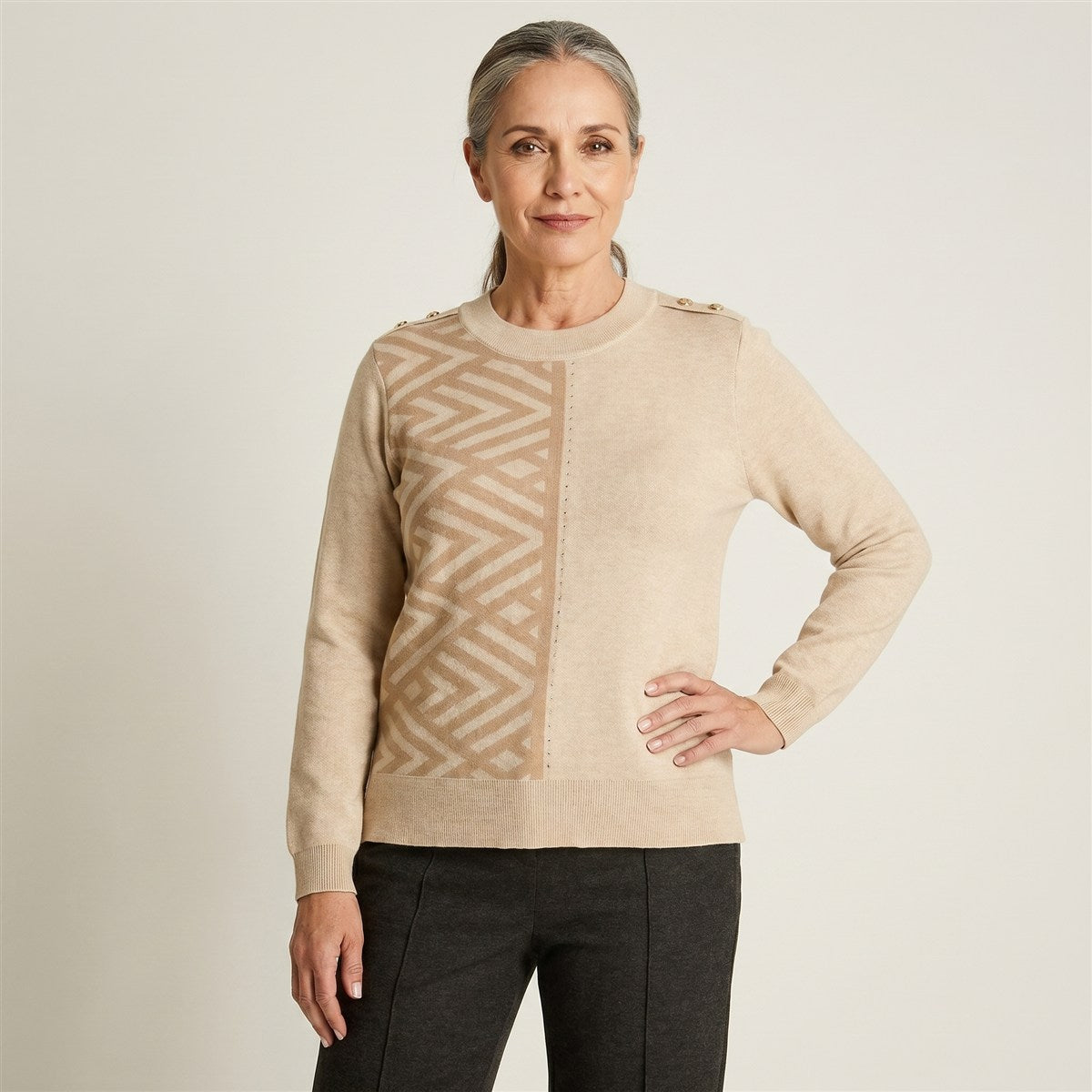 Sweater Beige con Estampado Geométrico y Botones en Hombro en Tejido en modelo adulta