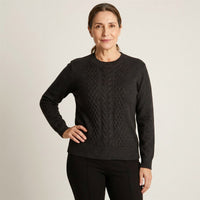 Sweater Marengo con Trenzado en Relieve en Tejido en modelo adulta