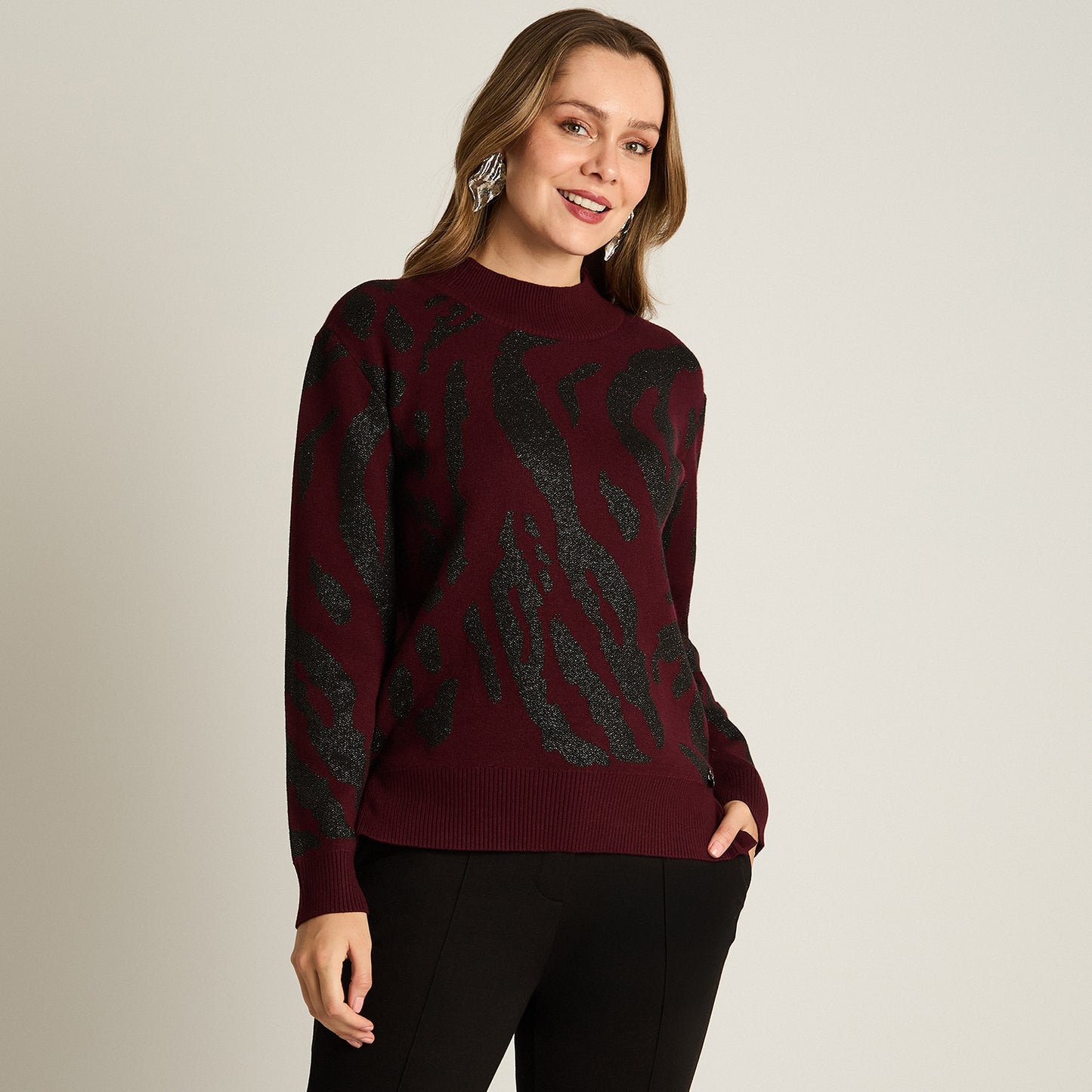 Sweater Burdeo Manga Larga Elasticidad Media Sin Forro Calce Normal Tela Tejido
