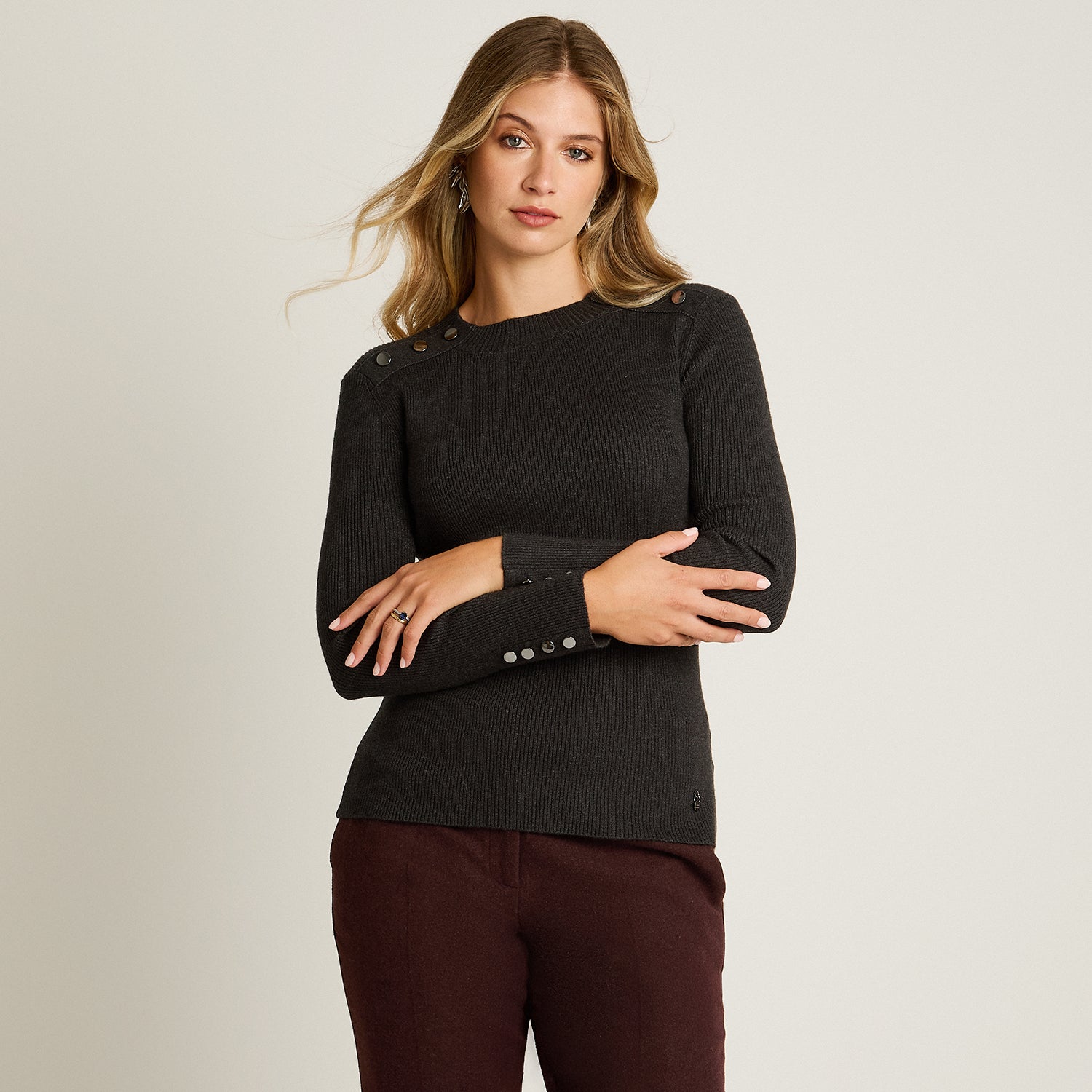 Sweater Marengo Manga Larga Elasticidad Media Sin Forro Calce Normal Tela Tejido