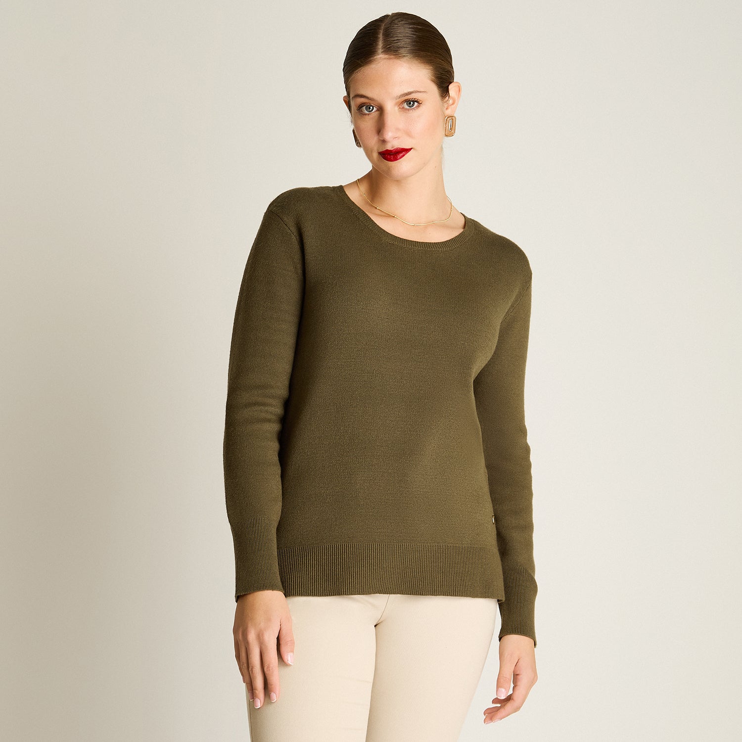 Sweater Verde Manga Larga Elasticidad Baja Sin Forro Calce Holgado Tela Tejido
