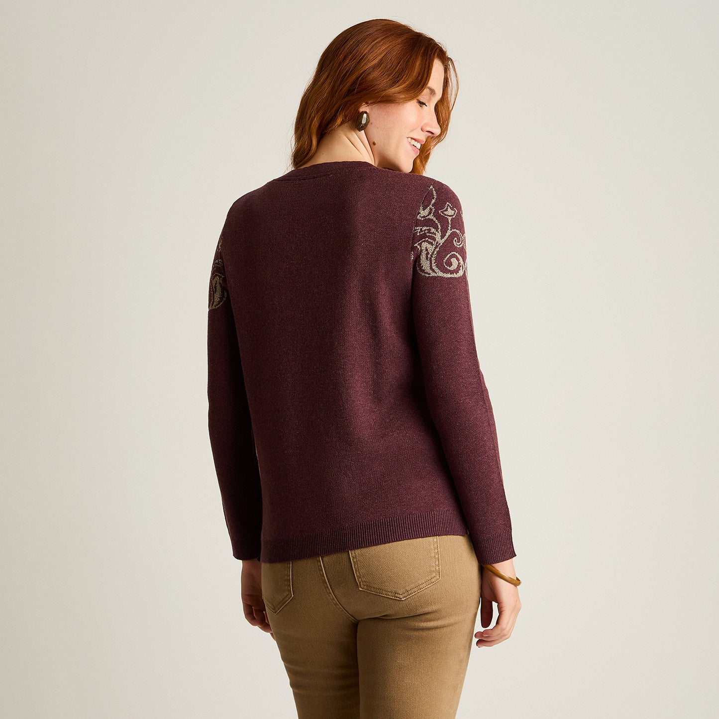 Sweater Burdeo Manga Larga Elasticidad Media Sin Forro Calce Normal Tela Tejido