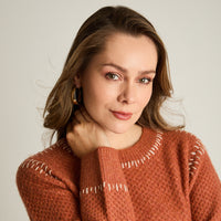 Sweater Terracota Manga Larga Elasticidad Media Sin Forro Calce Normal Tela Tejido