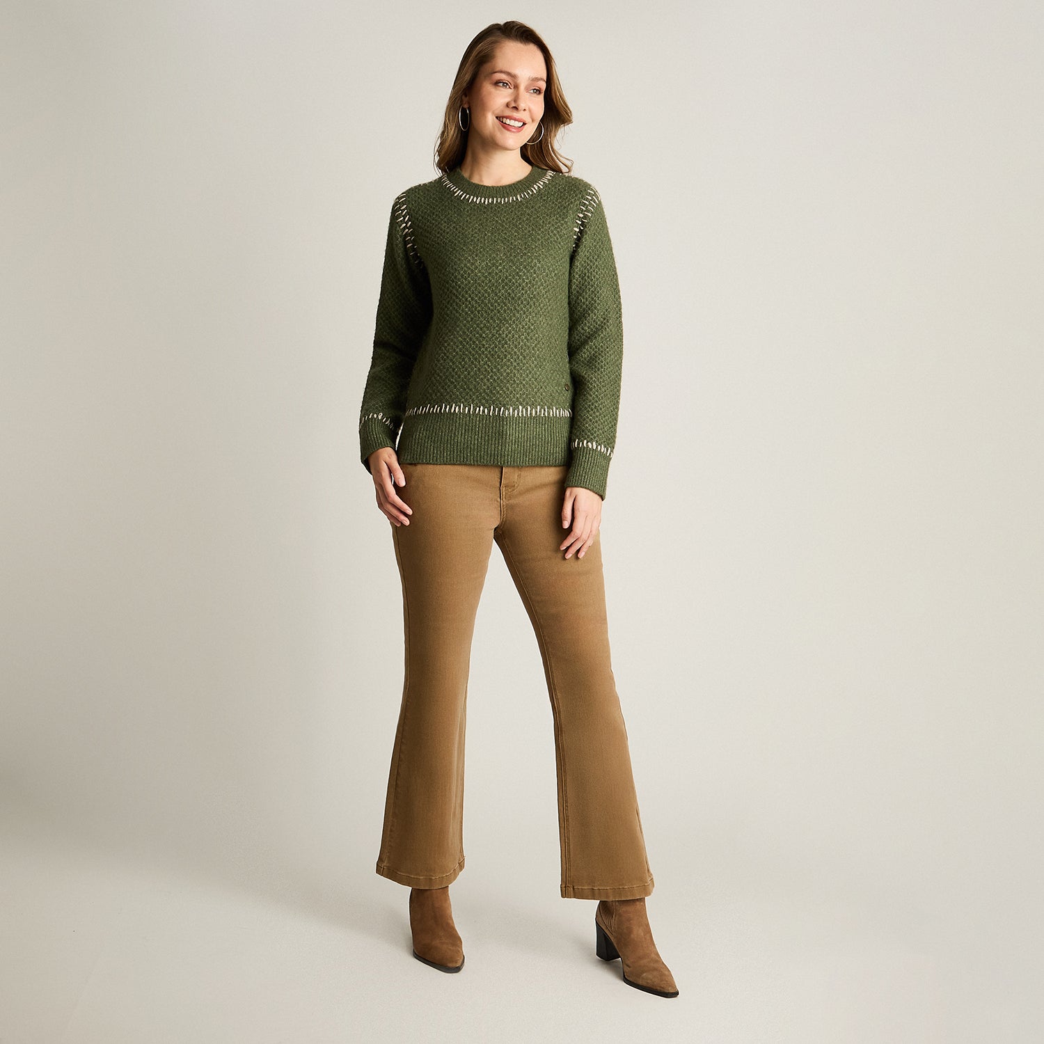 Sweater Olive Manga Larga Elasticidad Media Sin Forro Calce Normal Tela Tejido