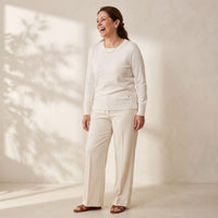 Sweater Escote Redondo con Lurex Crudo lifestyle