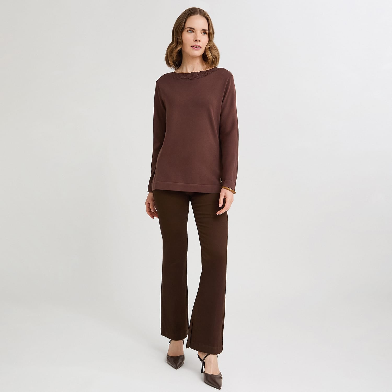Sweater con Aplicación de Strass Café
