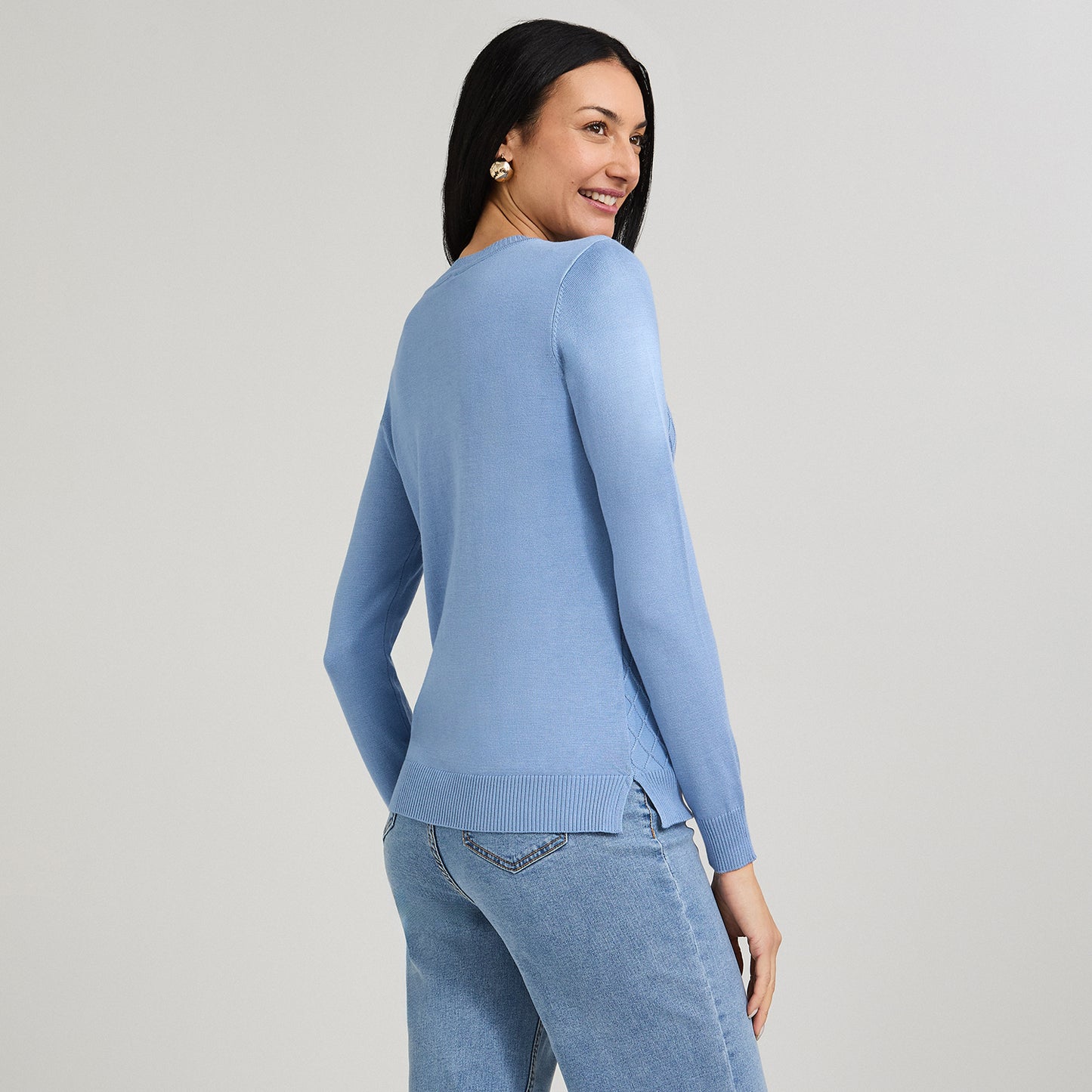 Sweater Escote Redondo con Diseño en Delantero Celeste
