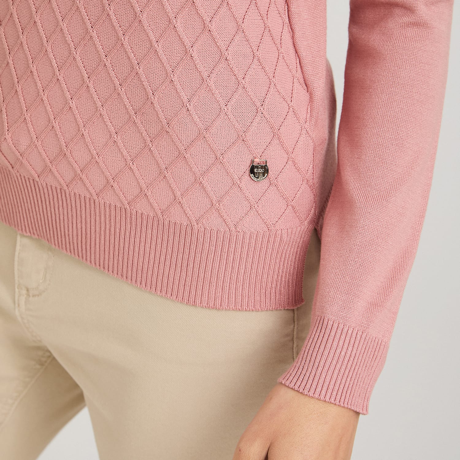 Sweater Escote Redondo con Diseño en Delantero Rosado