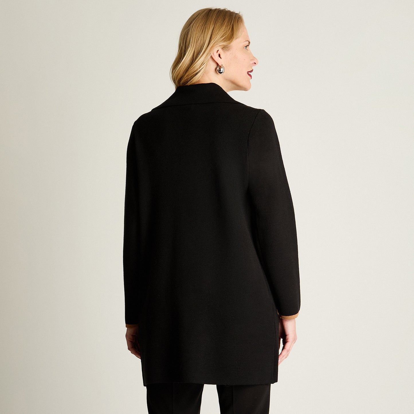 Tapado Tejido Manga Larga Cuello Camisero Bolsillo Print Negro