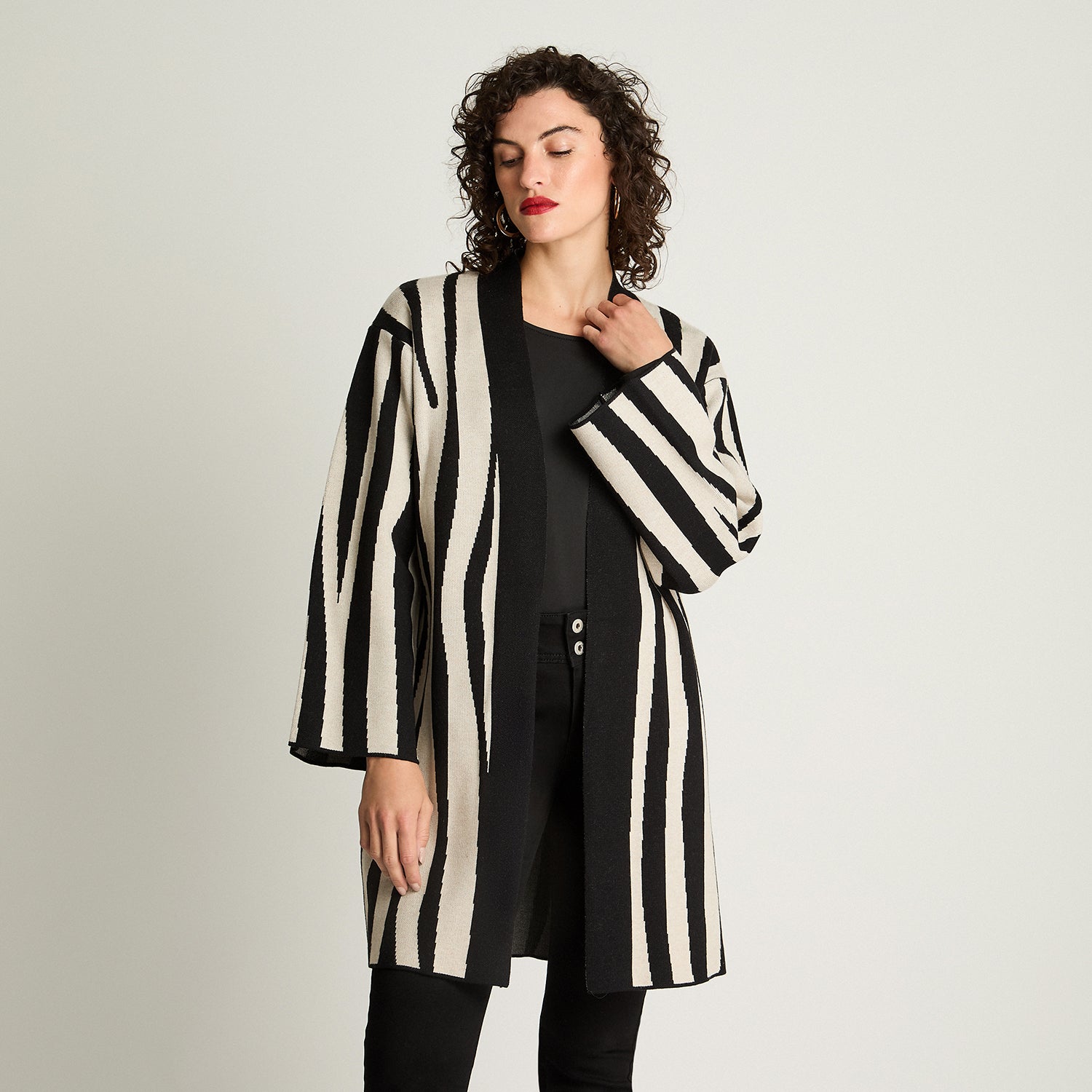 Tapado Manga Larga Jacquard Negro Curvi