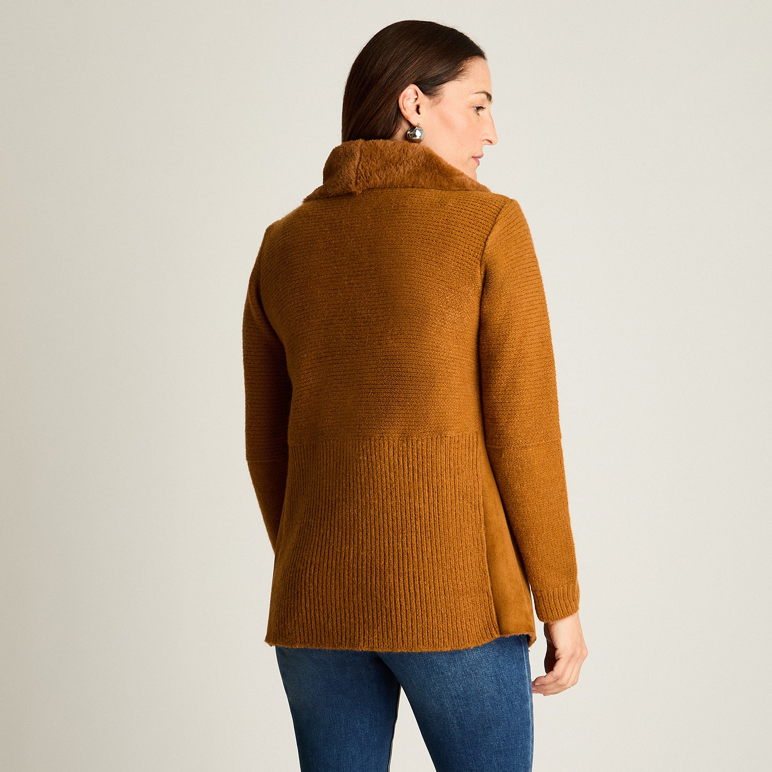 Tapado Mix Fabric Con Aplicación De Suede Bonded Manga Larga Camel