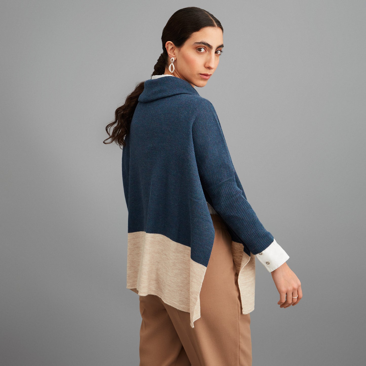 Poncho de Alpaca Cuello Alto