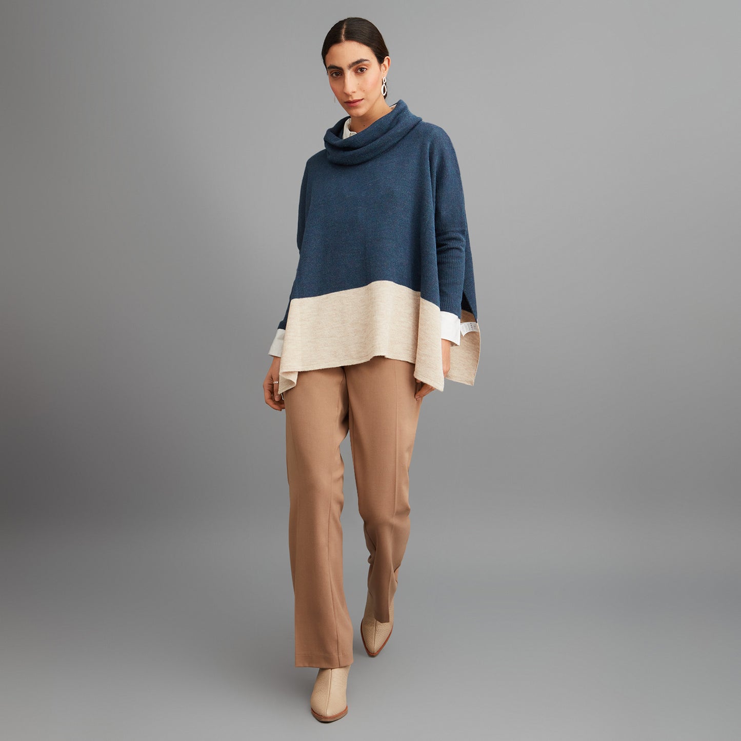 Poncho de Alpaca Cuello Alto