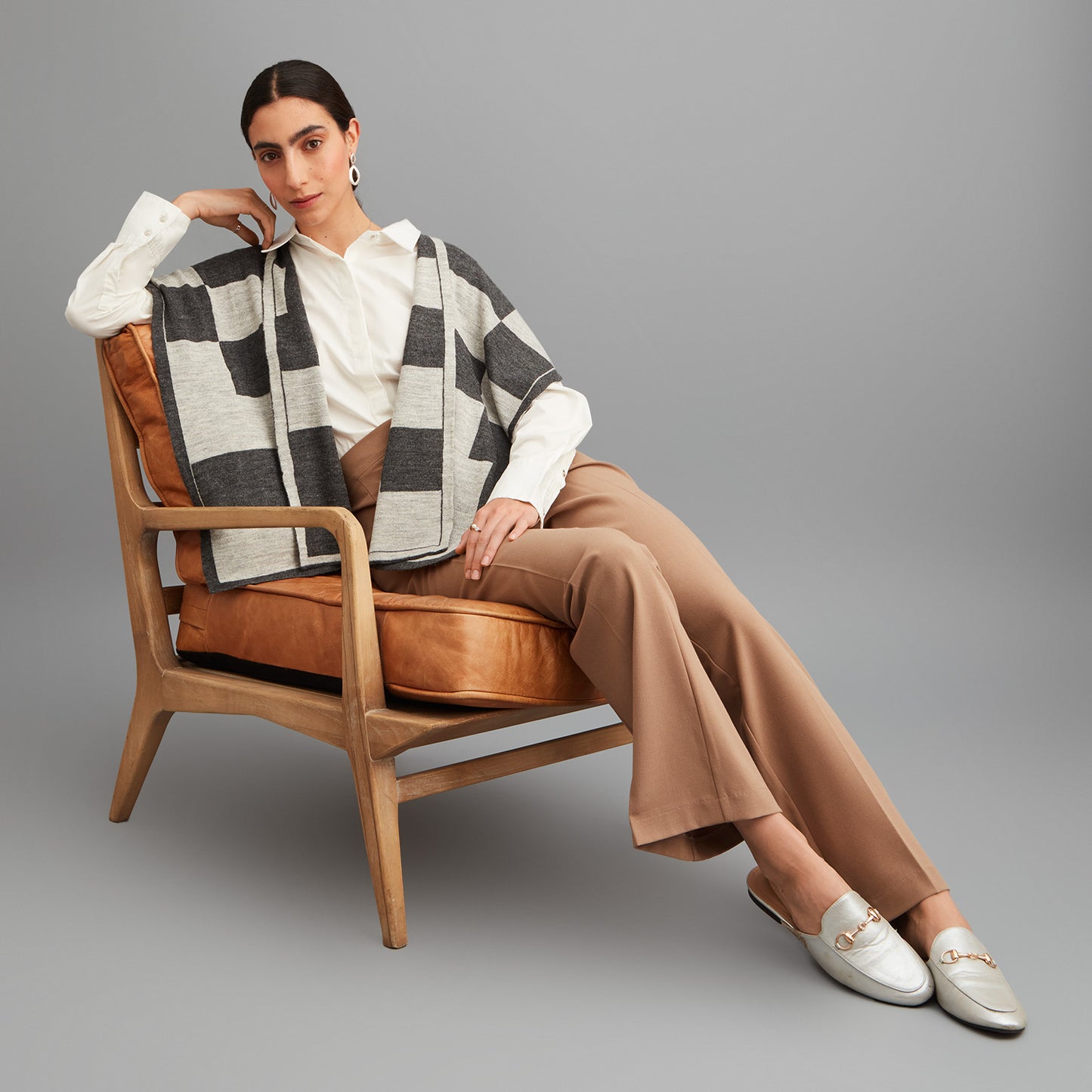Ruana Gris Alpaca Diseño - Lorenzo di Pontti