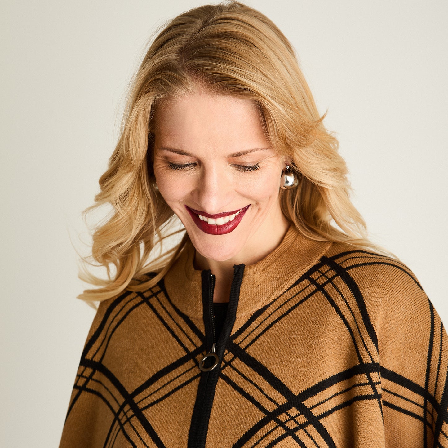 Poncho Con Cierre Print Manga 3/4 Camel