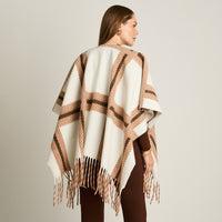 Poncho Beige No Aplica Elasticidad Media Sin Forro Calce Normal Tela Tejido
