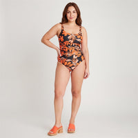 Parte De Abajo Tankini Tiro Alto Naranjo en modelo plus size