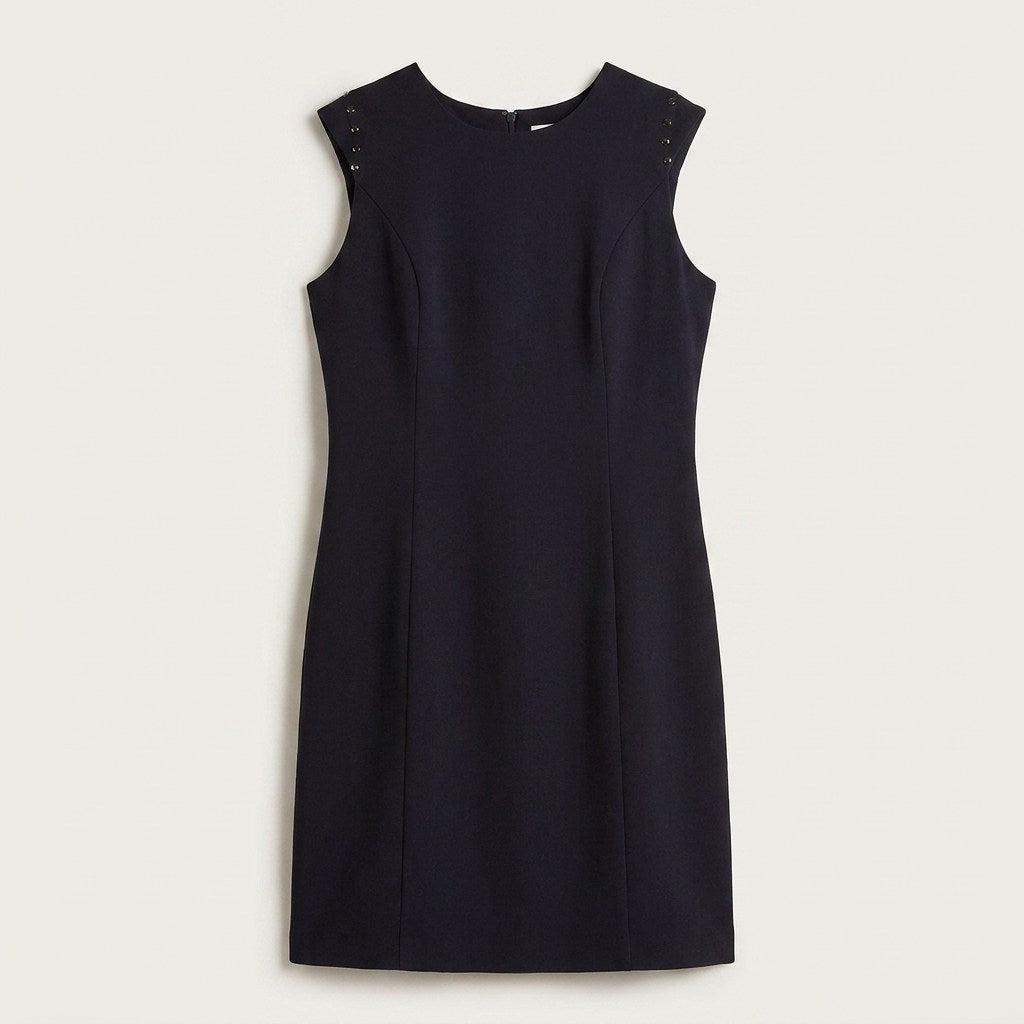 Vestido Azul con Detalles en Hombros en plano