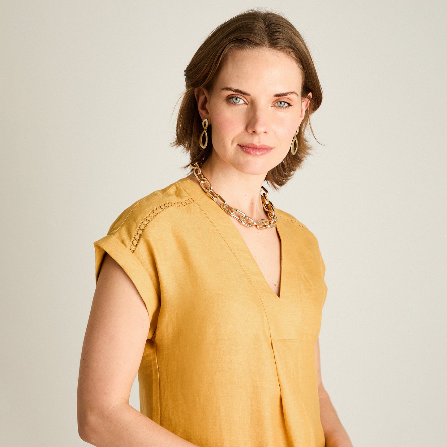 Vestido Corto Mostaza 100% Lino