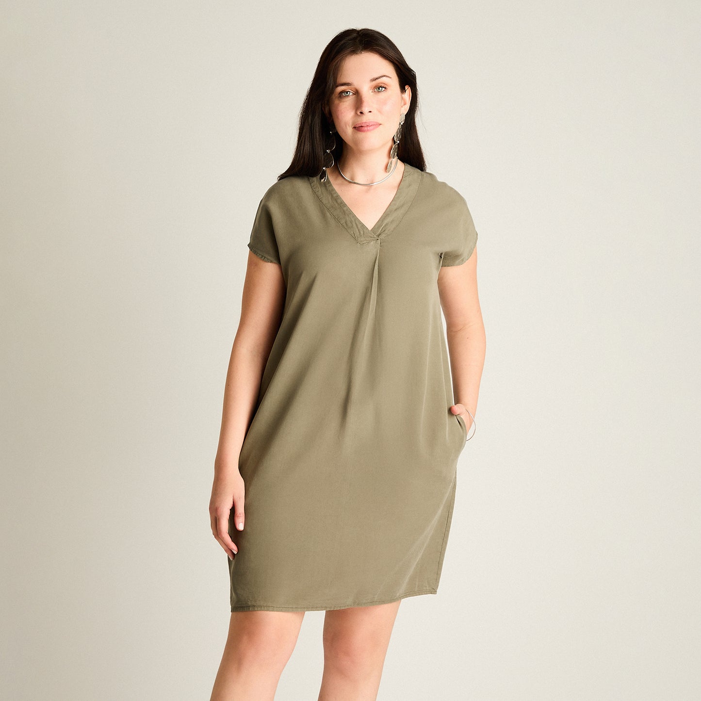 Vestido Corto Verde No Elasticado Sin Forro Calce Holgado