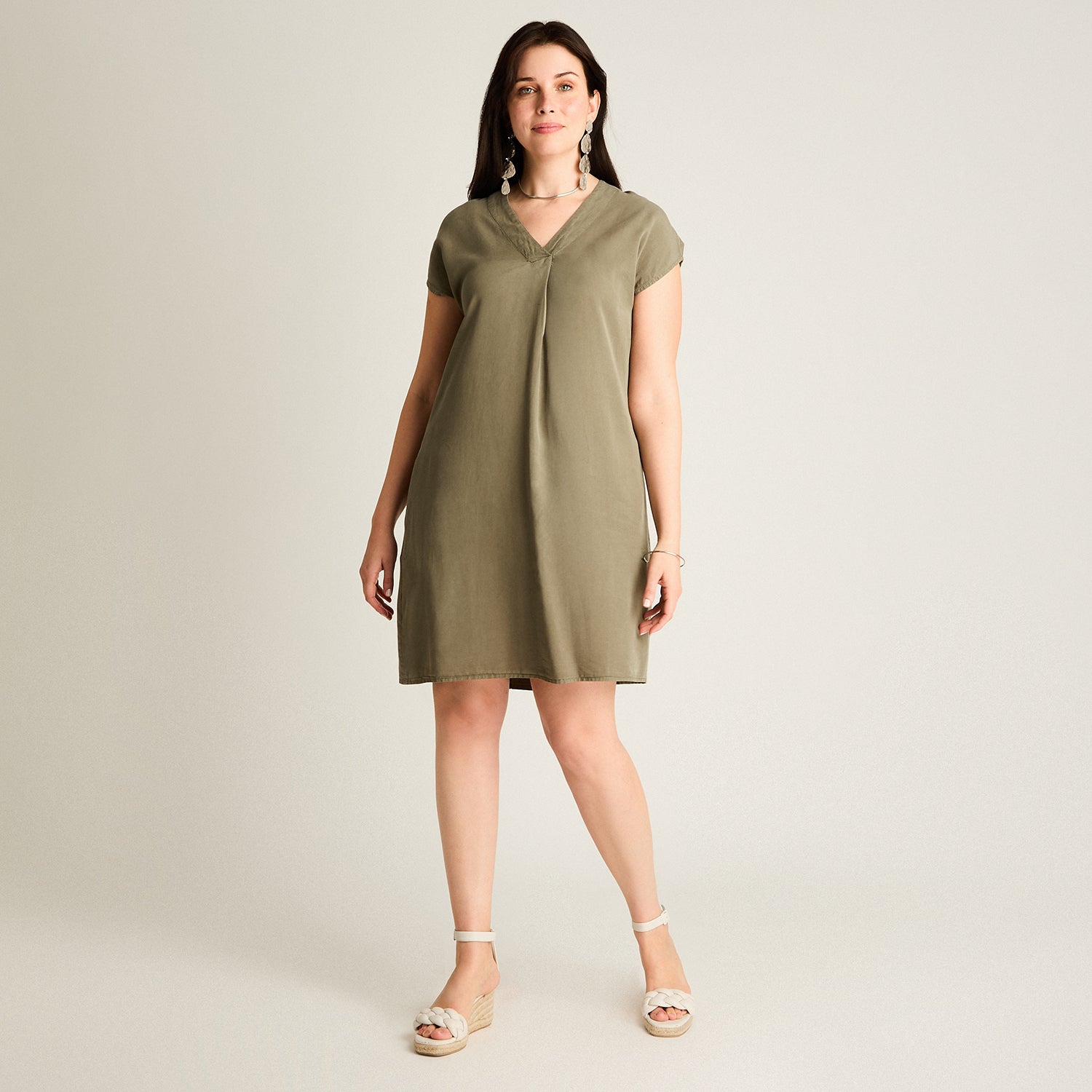 Vestido Corto Verde No Elasticado Sin Forro Calce Holgado