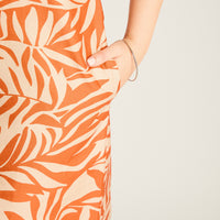 Vestido Corto Terracota No Elasticado Sin Forro Calce Holgado
