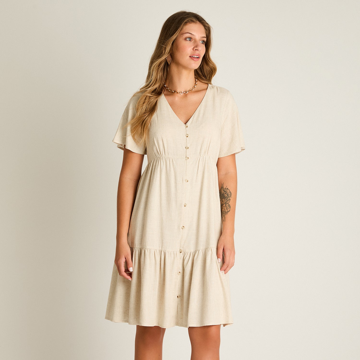 Vestido Corto Beige No Elasticado Sin Forro Calce Holgado