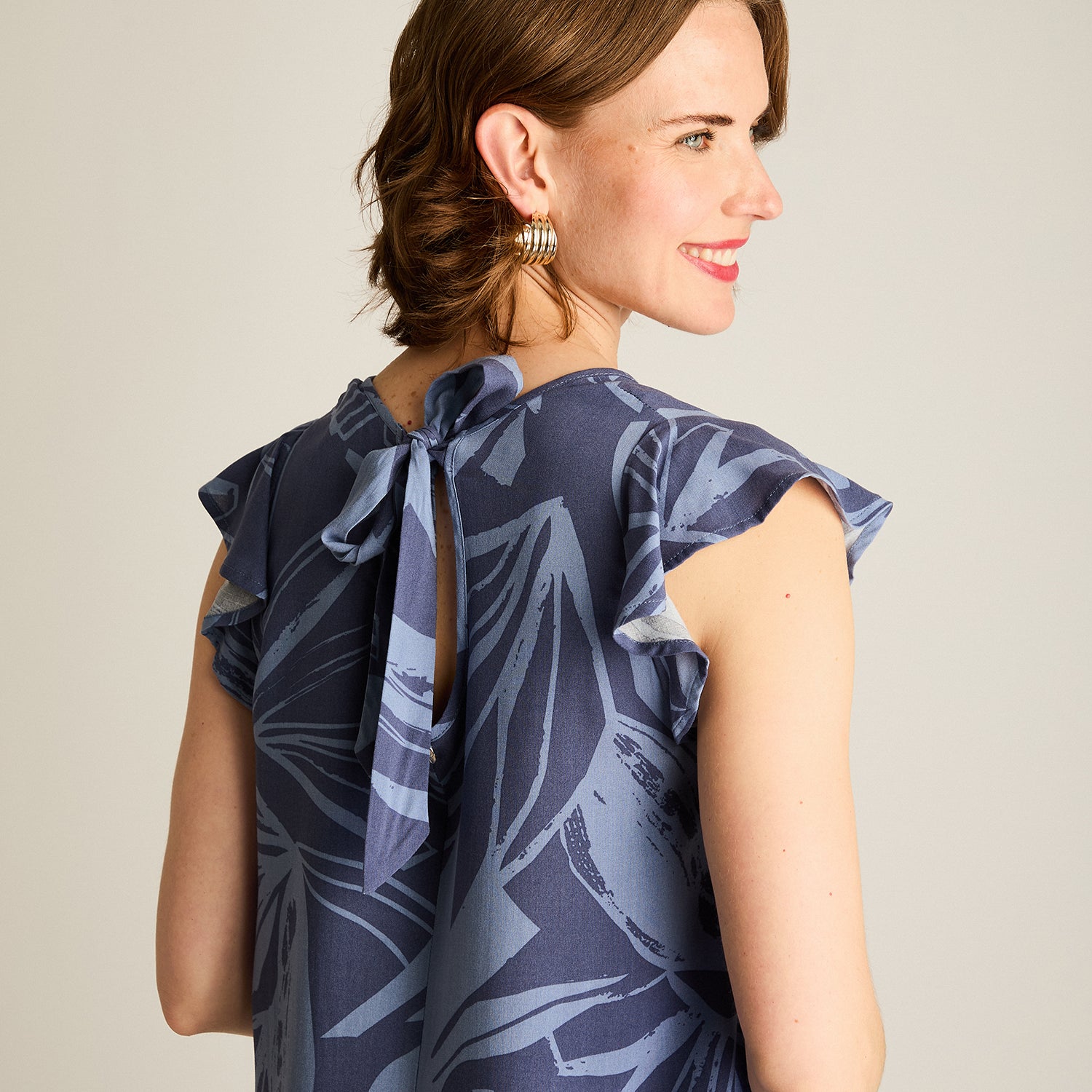 Vestido Corto Indigo No Elasticado Sin Forro Calce Holgado