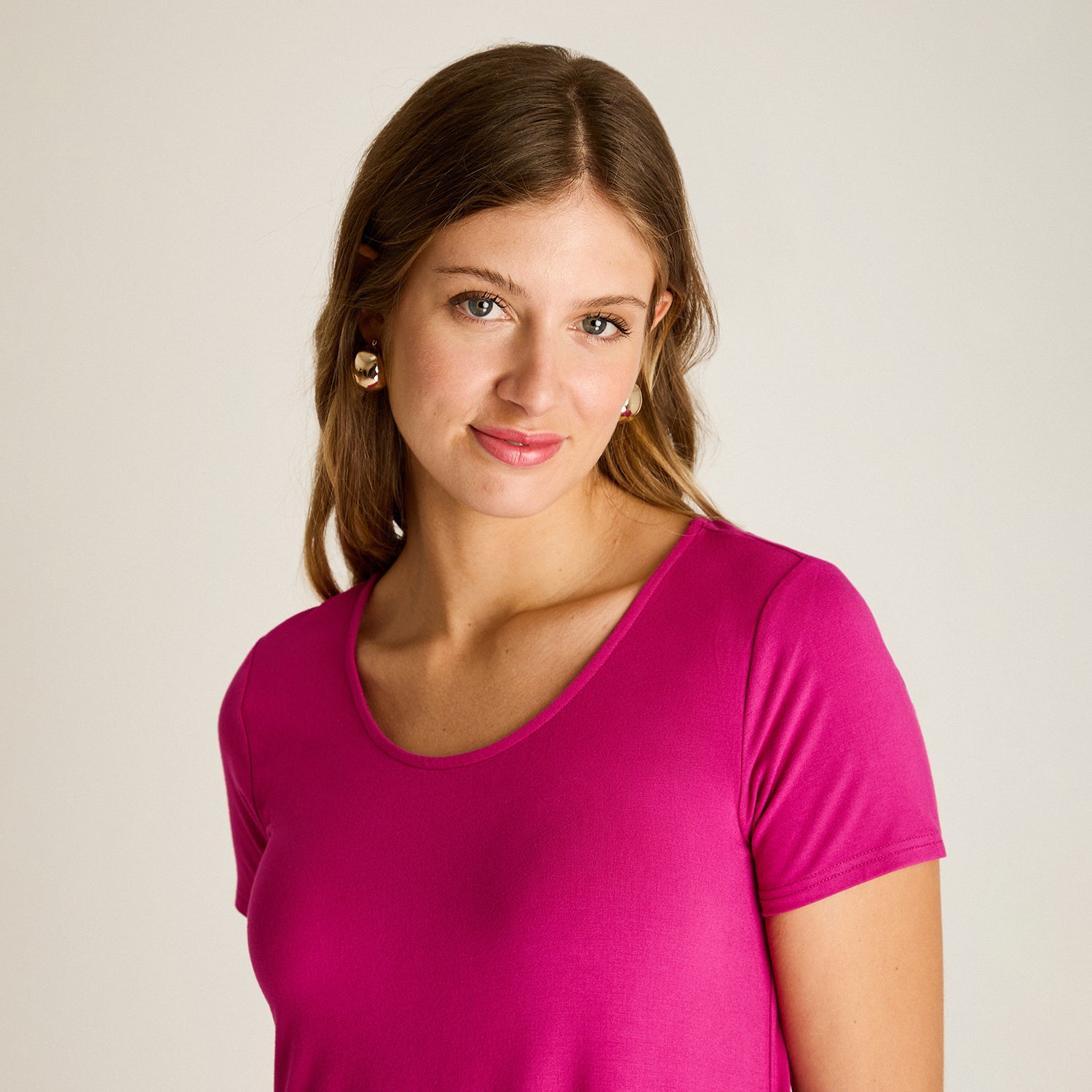 Vestido Corto Magenta Calce