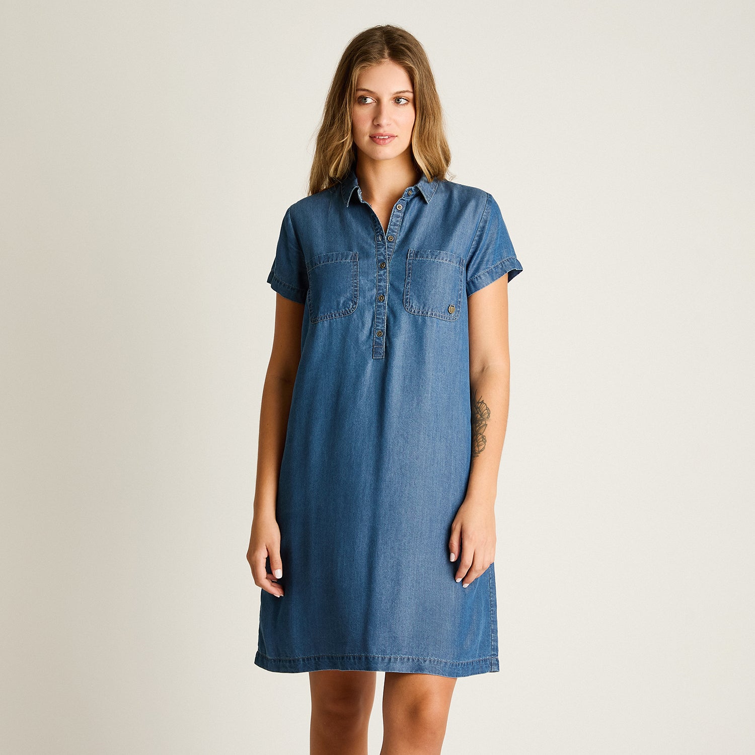 Vestido Corto Azul No Elasticado Sin Forro Calce Holgado
